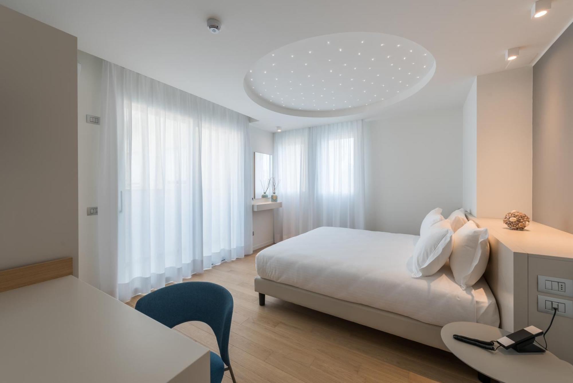 Hesperia Hotel & Residence Лидо-ди-Езоло Номер фото