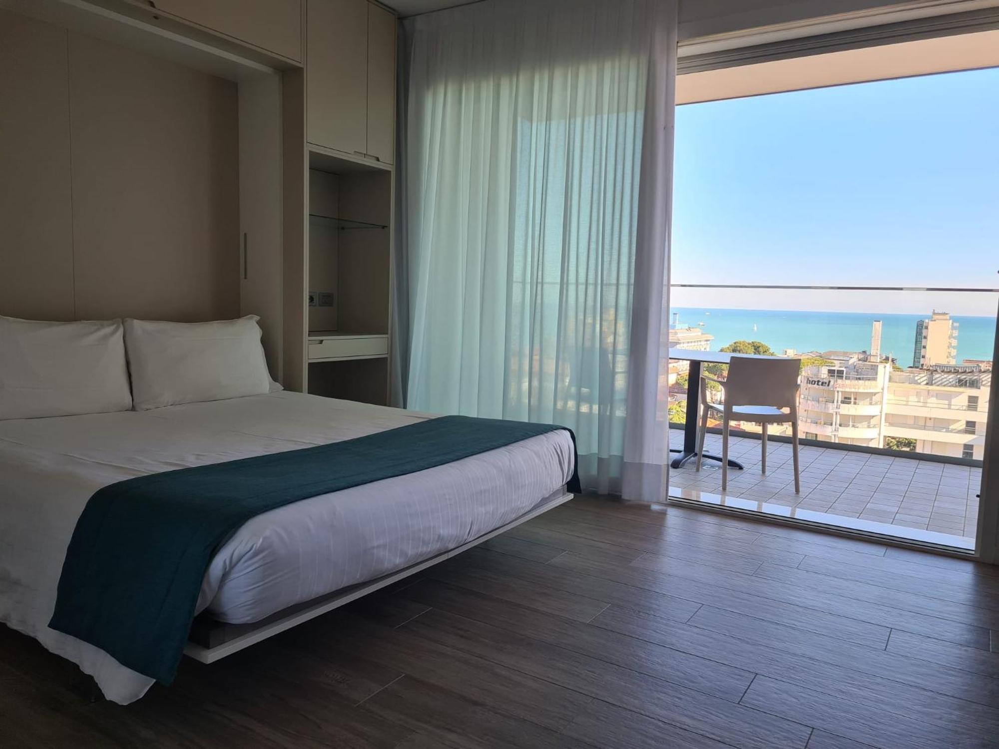 Hesperia Hotel & Residence Лидо-ди-Езоло Номер фото